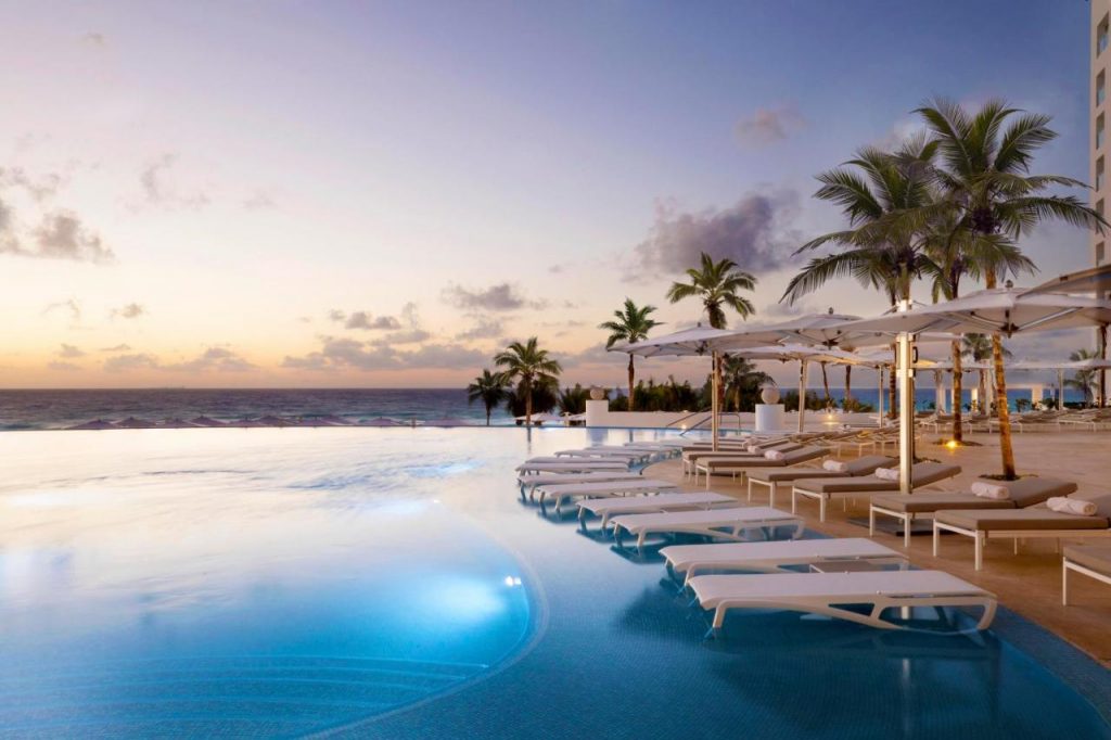 Le Blanc Spa Resort Cancun Adults Only All-Inclusive resort